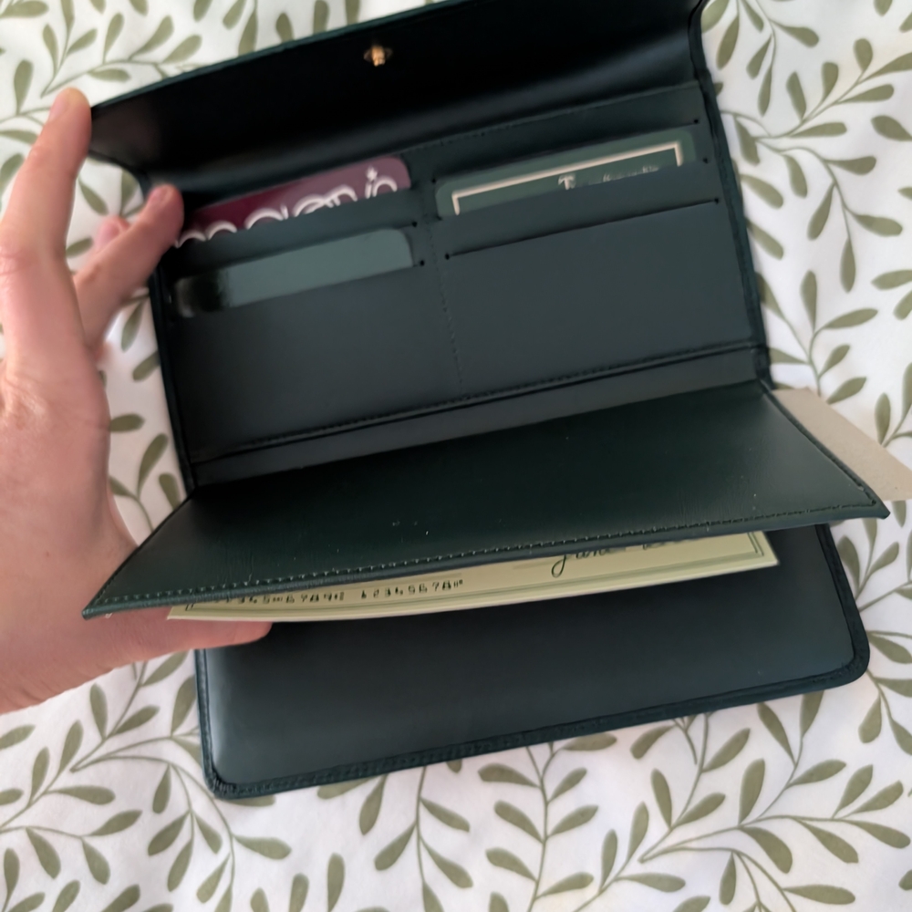 Chic Dark Green Leather Clutch - Picture 3 of 6